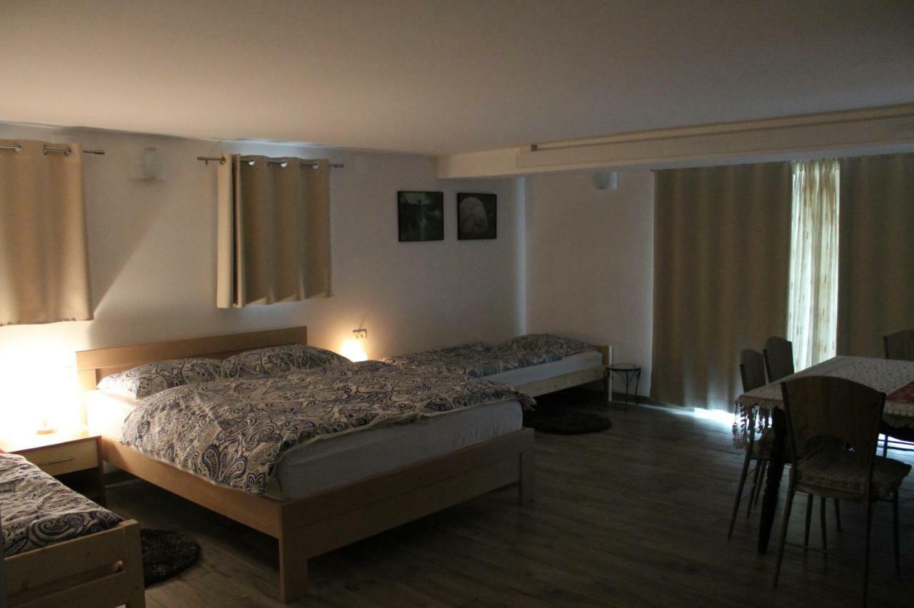 Rooms Jurca Postumia Esterno foto